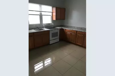 1021 SW 5th Street, Miami, FL 33130 - Photo 10