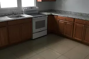 1021 SW 5th St, Miami, FL 33130 - Photo 10