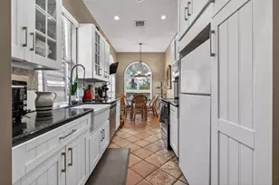 217 E Tall Oaks Cir, Palm Beach Gardens, FL 33410 - Photo 12