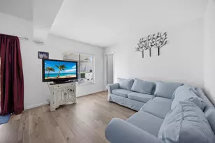 2671 Boundbrook Blvd, Palm Springs, FL 33406 - Photo 12