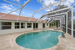 925 Foxpointe Cir, Delray Beach, FL 33445 - Photo 20