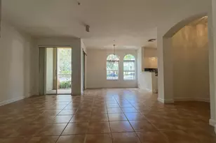 150 Jacaranda Country Club Dr, Plantation, FL 33324 - Photo 4