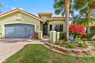 6823 Fabiano Cir, Boynton Beach, FL 33437 - Photo 2
