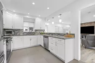 409 N 14th Ave, Hollywood, FL 33020 - Photo 10