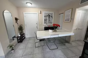 4841 NW 7th St, Miami, FL 33126 - Photo 18