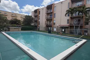 4841 NW 7th St, Miami, FL 33126 - Photo 26