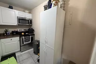 4841 NW 7th St, Miami, FL 33126 - Photo 22