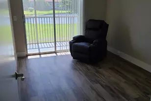 13550 SW 6th Ct, Pembroke Pines, FL 33027 - Photo 8