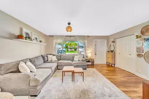 9298 Affirmed Ln, Boca Raton, FL 33496 - Photo 10