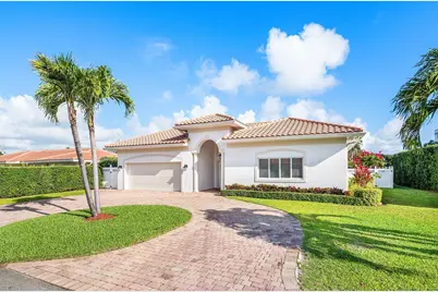 899 S Granada Drive, Boca Raton, FL 33432 - Photo 2