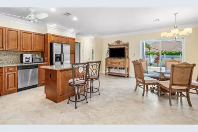 899 S Granada Drive, Boca Raton, FL 33432 - Photo 10