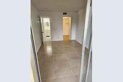 600 Village Green Court #108, Palm Springs, FL 33461 - Photo 20