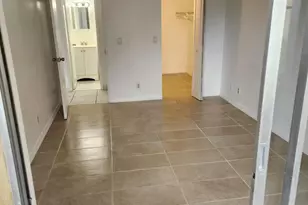 600 Village Green Ct, Palm Springs, FL 33461 - Photo 20