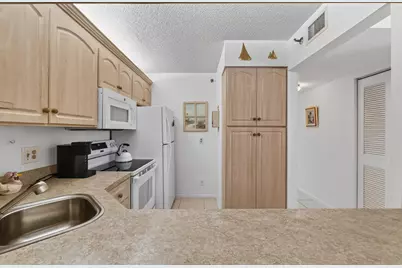 4444 NE Ocean Boulevard #B2 108, Jensen Beach, FL 34957 - Photo 6