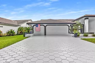 12041 NW 2nd Dr, Coral Springs, FL 33071 - Photo 4
