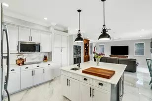 2176 Bellcrest Cir, Royal Palm Beach, FL 33411 - Photo 16