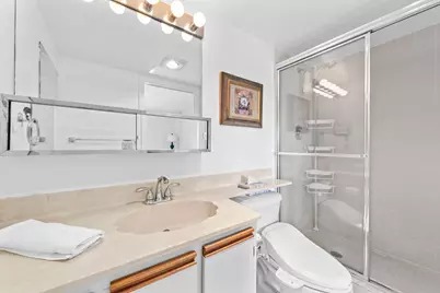 170 SE 5th #Apt 505, Dania Beach, FL 33004 - Photo 12