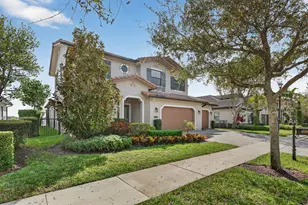 8520 Watercrest Cir W, Parkland, FL 33076 - Photo 4