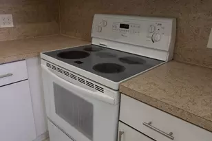 400 SW 134th Way, Pembroke Pines, FL 33027 - Photo 4