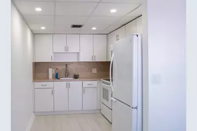 400 SW 134th Way #302f, Pembroke Pines, FL 33027 - Photo 1