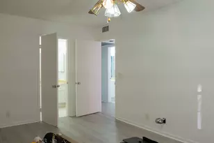 400 SW 134th Way, Pembroke Pines, FL 33027 - Photo 36