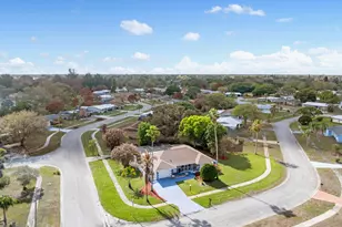 154 NE Hemet St, Port Saint Lucie, FL 34983 - Photo 32