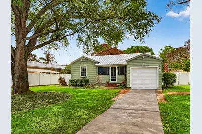 2419 19th Avenue, Vero Beach, FL 32960 - Photo 2
