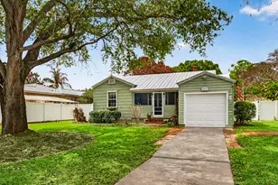 2419 19th Ave, Vero Beach, FL 32960 - Photo 2