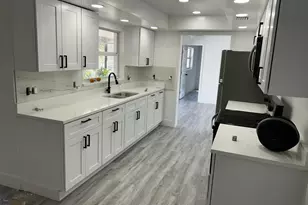 735 20th St, West Palm Beach, FL 33407 - Photo 1