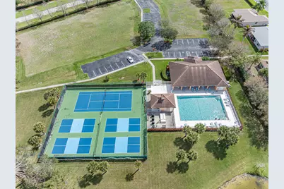 753 SW Fortunella Cir Circle SW, Vero Beach, FL 32968 - Photo 2