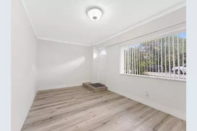 311 W Sample Road, Deerfield Beach, FL 33064 - Photo 4