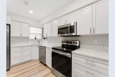 311 W Sample Road, Deerfield Beach, FL 33064 - Photo 12