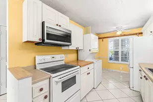 1020 Silk Oak Terrace, Delray Beach, FL 33445 - Photo 8