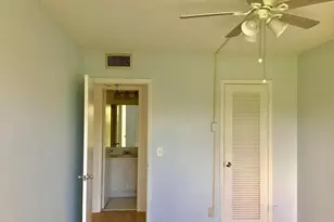 84 Brighton B, Boca Raton, FL 33434 - Photo 20