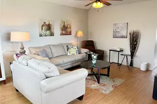 84 Brighton B, Boca Raton, FL 33434 - Photo 6