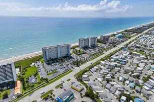 3792 NE Ocean Blvd, Hutchinson Island, FL 34957 - Photo 14