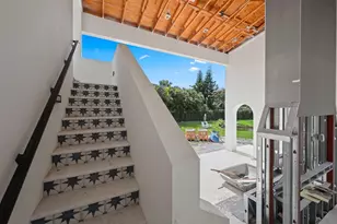 298 NE 8th St, Boca Raton, FL 33432 - Photo 34