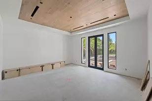 298 NE 8th St, Boca Raton, FL 33432 - Photo 16