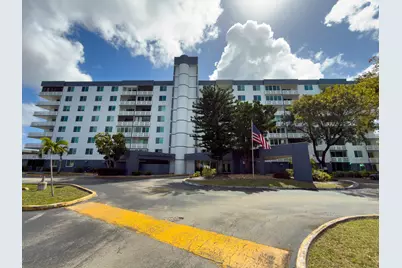 919 Hillcrest Drive #511, Hollywood, FL 33021 - Photo 16