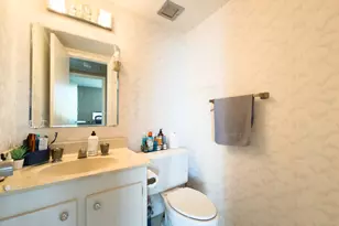 919 Hillcrest Dr, Hollywood, FL 33021 - Photo 4