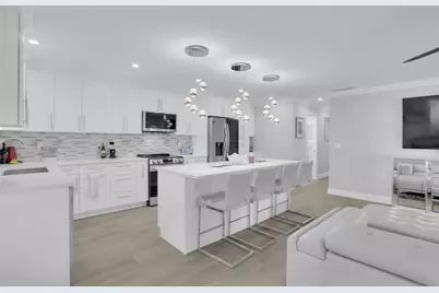 540 High Point Drive #A, Delray Beach, FL 33445 - Photo 2