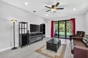 9115 Passiflora Wy, Boca Raton, FL 33428 - Photo 10
