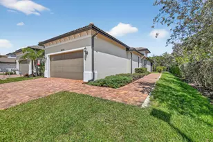 9115 Passiflora Wy, Boca Raton, FL 33428 - Photo 4