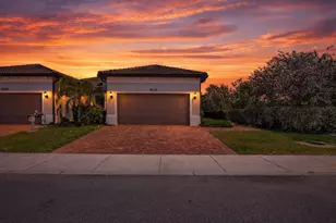 9115 Passiflora Wy, Boca Raton, FL 33428 - Photo 2