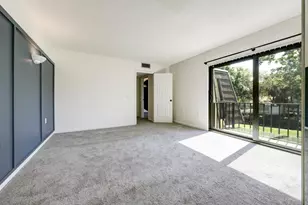 319 3rd Ct, Palm Beach Gardens, FL 33410 - Photo 12