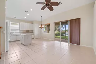 9211 Clipper Cir, West Palm Beach, FL 33411 - Photo 10