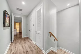 704 NW 83rd Pl, Boca Raton, FL 33487 - Photo 18