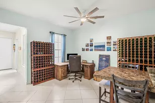 704 NW 83rd Pl, Boca Raton, FL 33487 - Photo 8