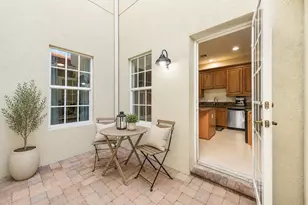 704 NW 83rd Pl, Boca Raton, FL 33487 - Photo 14