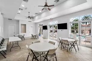 704 NW 83rd Pl, Boca Raton, FL 33487 - Photo 36